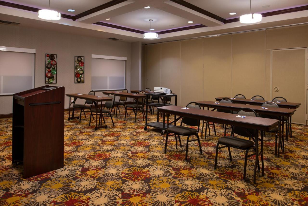Holiday Inn Express & Suites Pittsburg By Ihg Εξωτερικό φωτογραφία