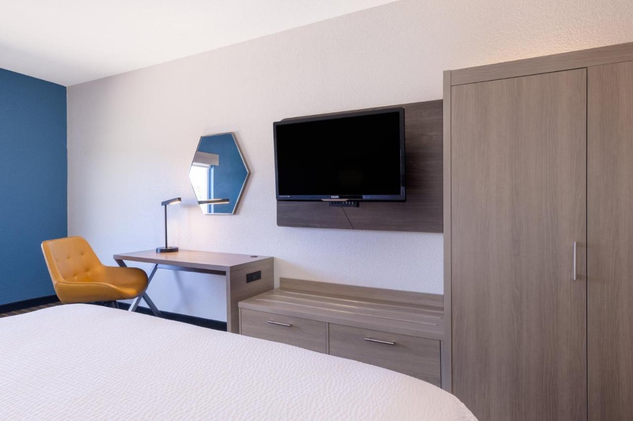 Holiday Inn Express & Suites Pittsburg By Ihg Εξωτερικό φωτογραφία
