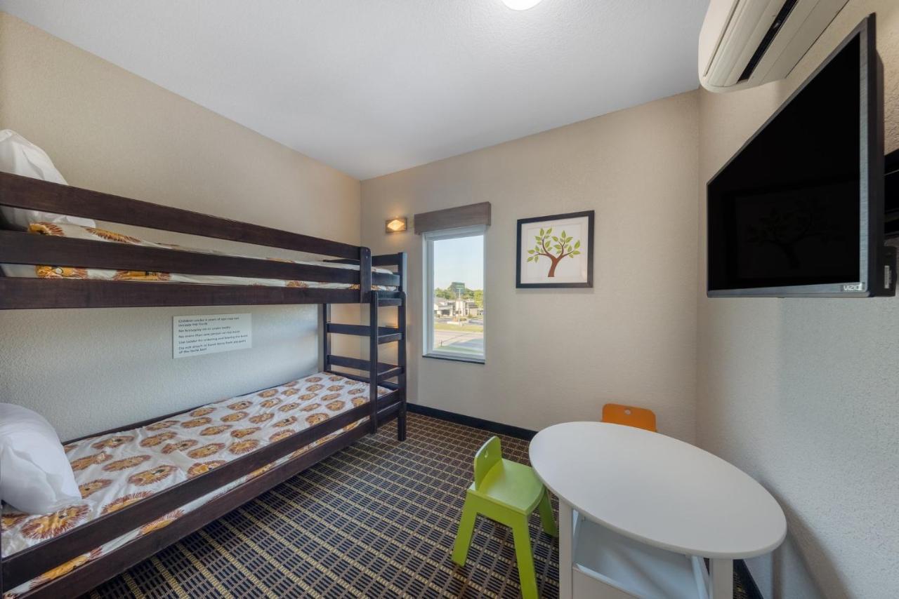 Holiday Inn Express & Suites Pittsburg By Ihg Εξωτερικό φωτογραφία