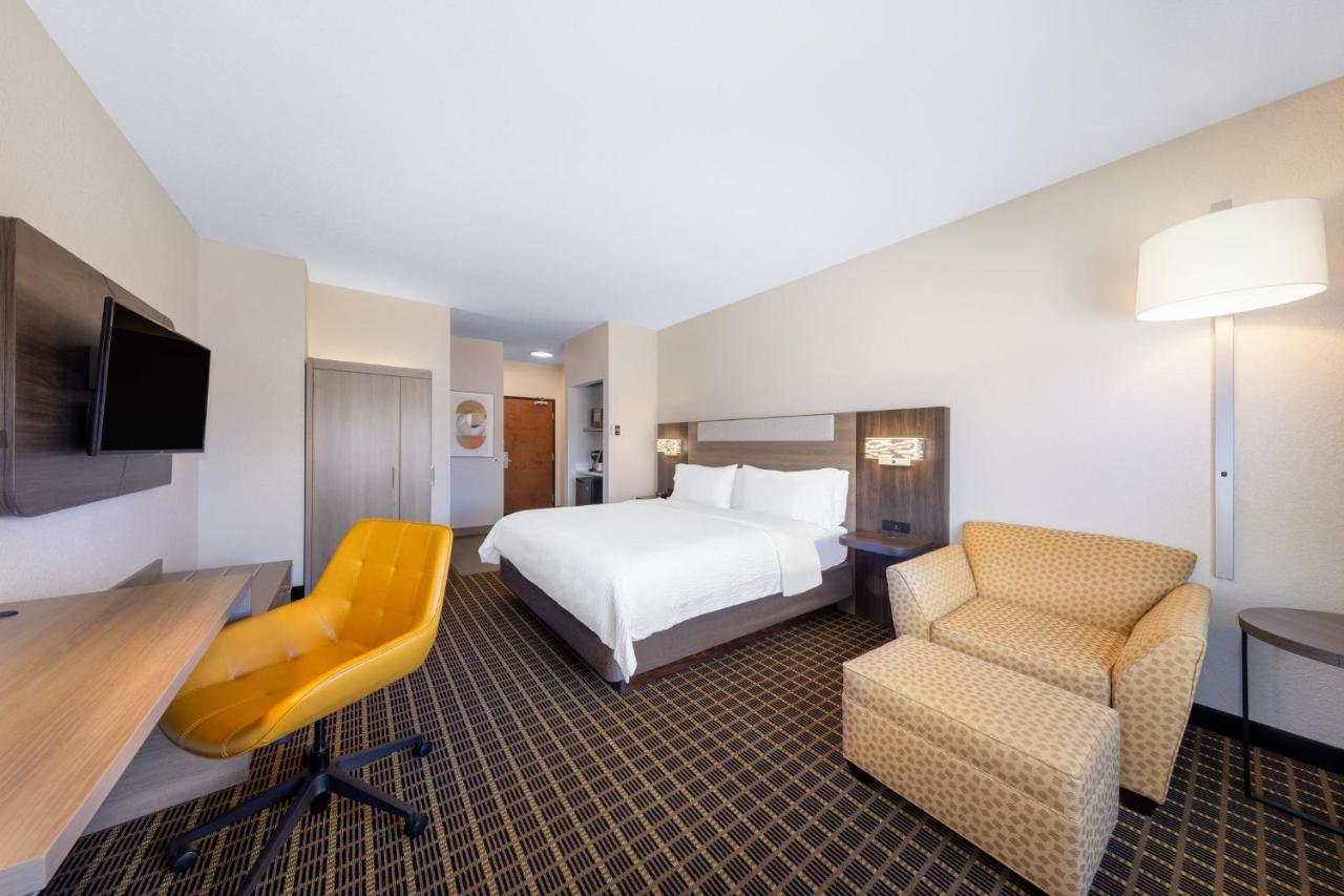 Holiday Inn Express & Suites Pittsburg By Ihg Εξωτερικό φωτογραφία