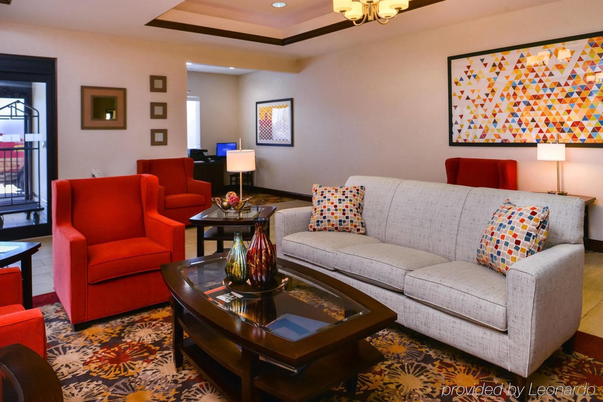 Holiday Inn Express & Suites Pittsburg By Ihg Εξωτερικό φωτογραφία