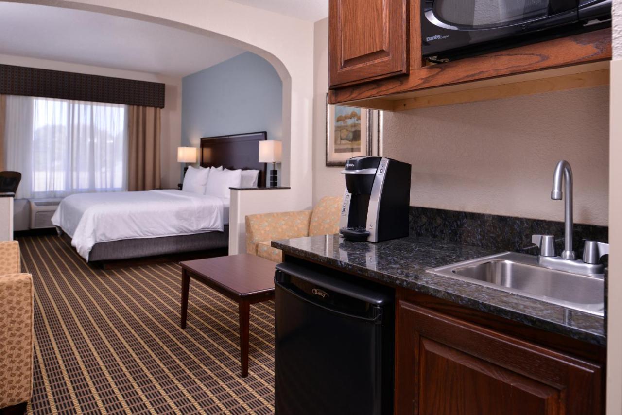 Holiday Inn Express & Suites Pittsburg By Ihg Εξωτερικό φωτογραφία